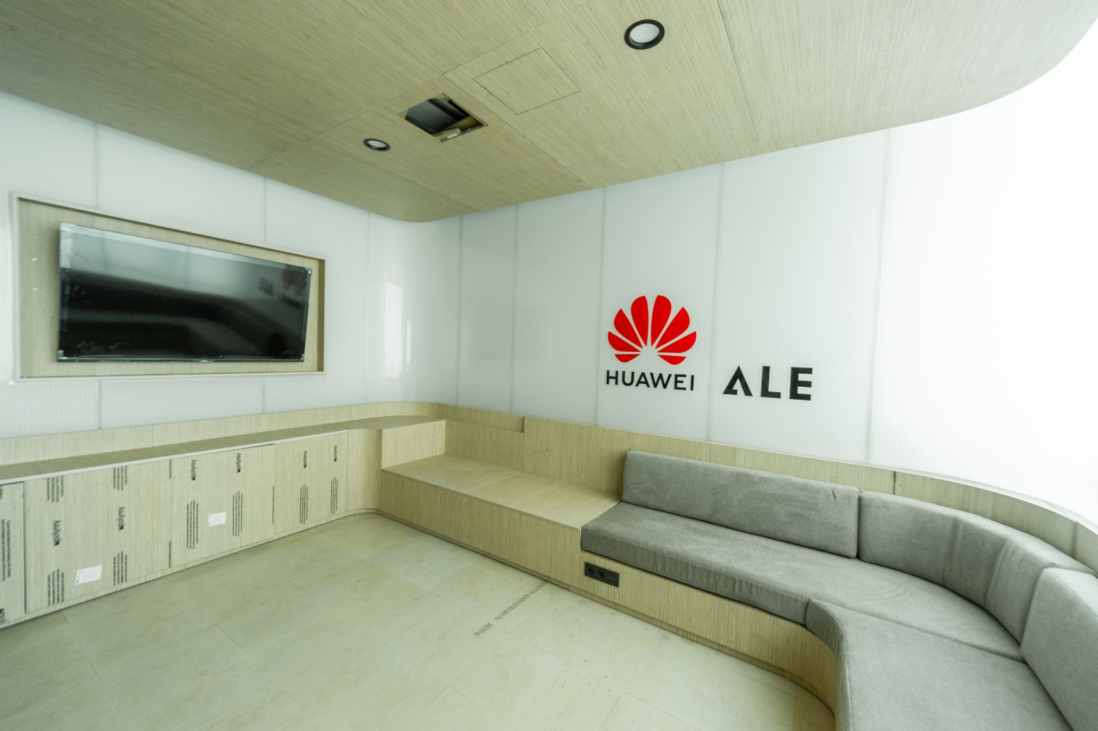 Showroom Alea-Huawei